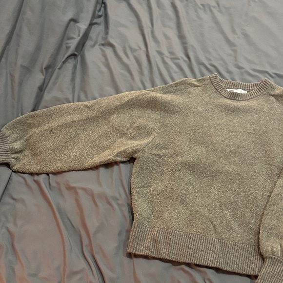 Zara Women's Gray Crew Neck Sweater - Picture 2 of 3